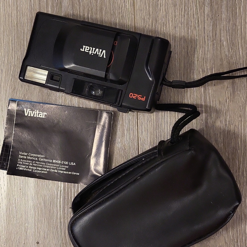 Vintage camera l used camera l vivitar black l camera
